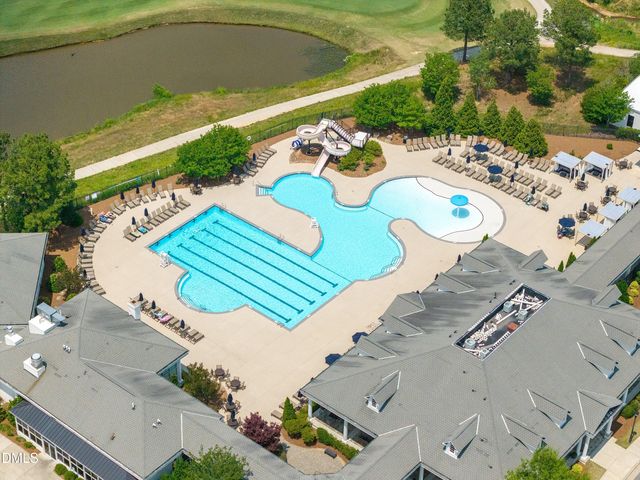 101 Synandra Lane, Holly Springs, NC 27540