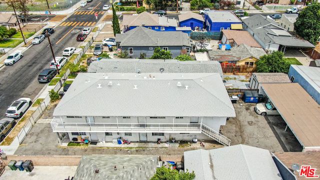 6714 Parmelee Avenue, Los Angeles, CA 90001