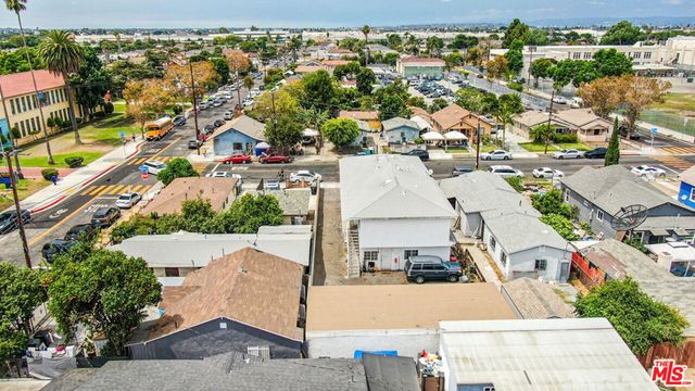 6714 Parmelee Avenue, Los Angeles, CA 90001