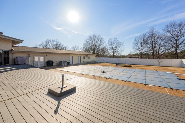 491 Tara Ln, Huntingdon, TN 38344