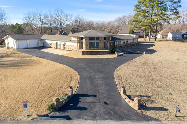 491 Tara Ln, Huntingdon, TN 38344