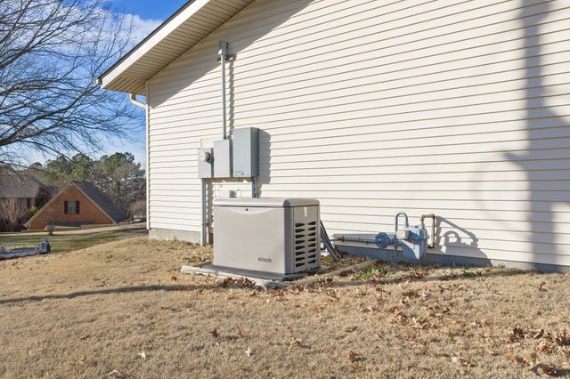 491 Tara Ln, Huntingdon, TN 38344