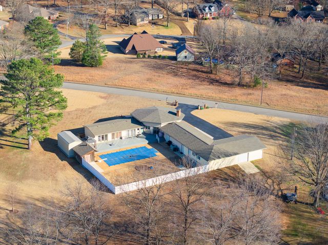 491 Tara Ln, Huntingdon, TN 38344