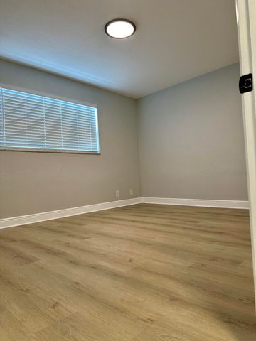 1930 SW 28th Street 101, Fort Lauderdale, FL 33315