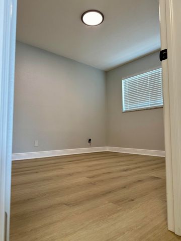 1930 SW 28th Street 101, Fort Lauderdale, FL 33315