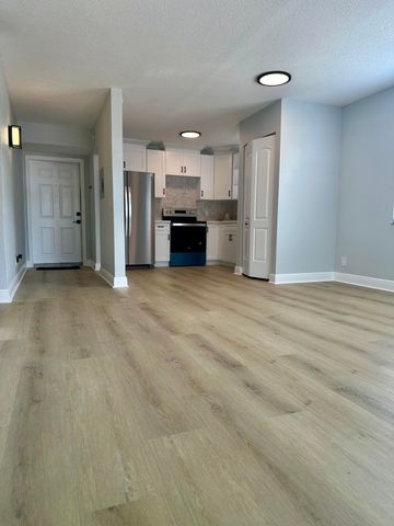 1930 SW 28th Street 101, Fort Lauderdale, FL 33315