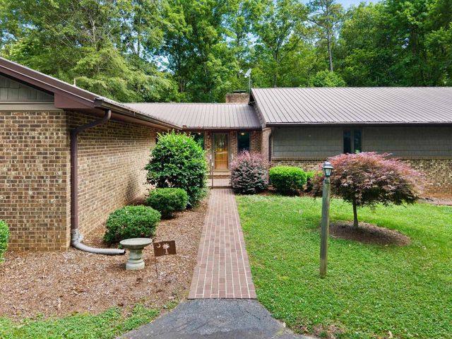 620 Walnut Grove Road, Roebuck, SC 29376