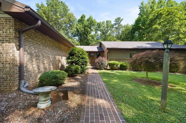 620 Walnut Grove Road, Roebuck, SC 29376