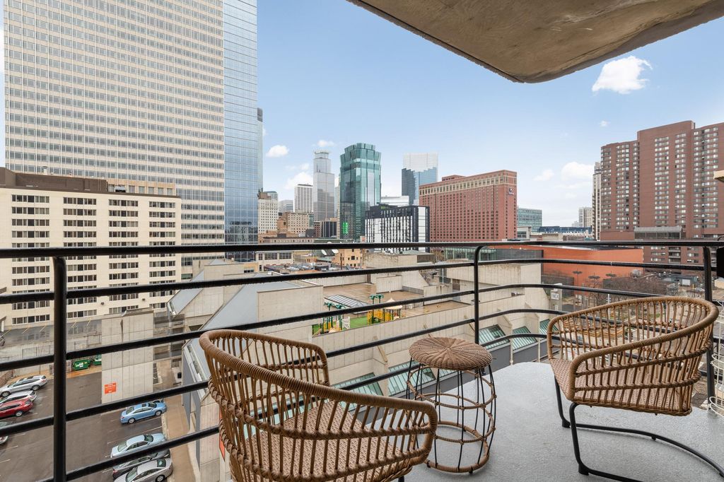 1200 Nicollet Mall 914, Minneapolis, MN 55403 — exterior