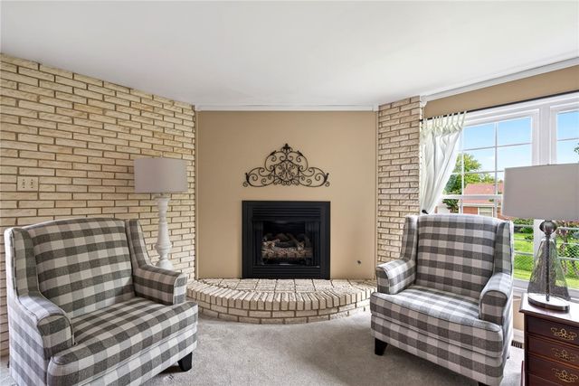 265 Gershwin Drive, Centerville, OH 45458