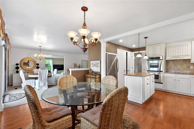 265 Gershwin Drive, Centerville, OH 45458