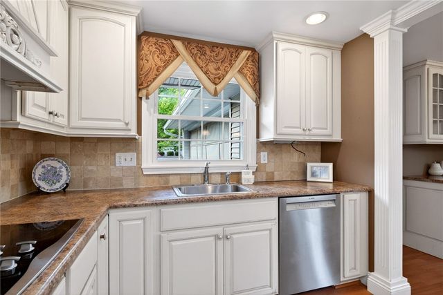 265 Gershwin Drive, Centerville, OH 45458