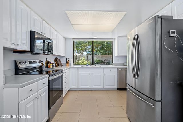 2445 LORRAINE Court N, Ponte Vedra Beach, FL 32082