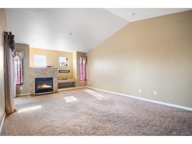 5667 S Urban St 304, Littleton, CO 80127