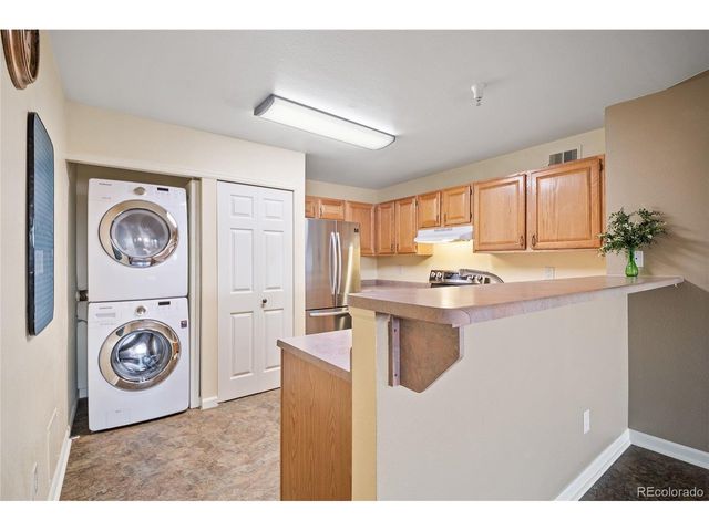 5667 S Urban St 304, Littleton, CO 80127