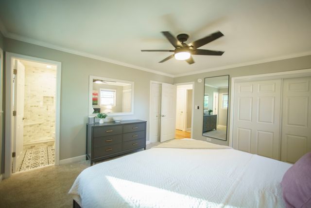 1353 E Palatine Road, Palatine, IL 60074