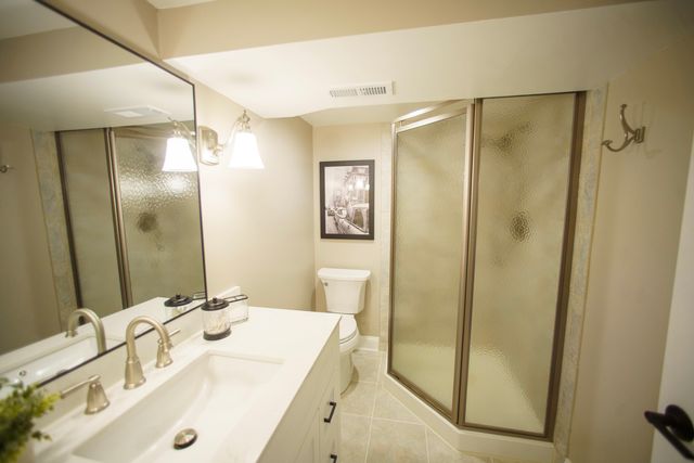 1353 E Palatine Road, Palatine, IL 60074