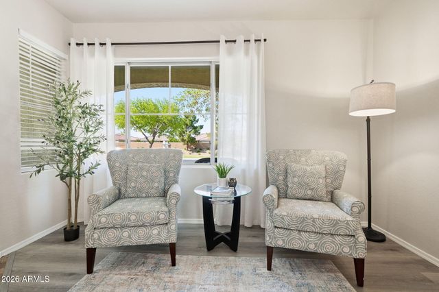 9721 W CROWN KING Road, Tolleson, AZ 85353