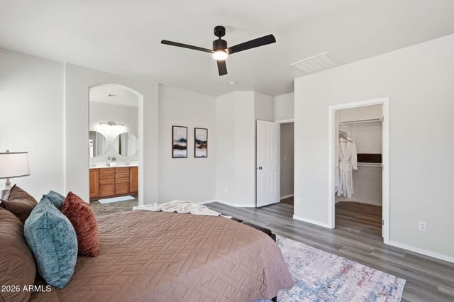 9721 W CROWN KING Road, Tolleson, AZ 85353