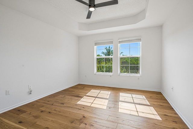 2411 Tuscany Way 2-411, Boynton Beach, FL 33435