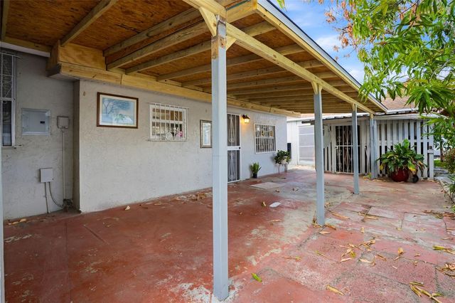 2402 CORRINE STREET, Tampa, FL 33605