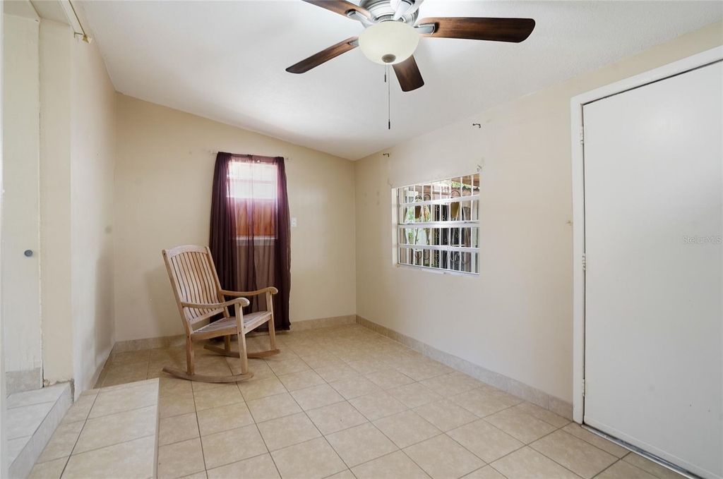Image 21 of property listing at 2402 CORRINE STREET, Tampa, FL 33605