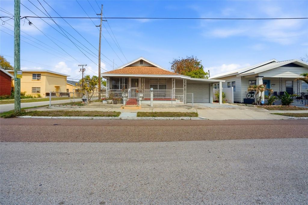 Image 32 of property listing at 2402 CORRINE STREET, Tampa, FL 33605