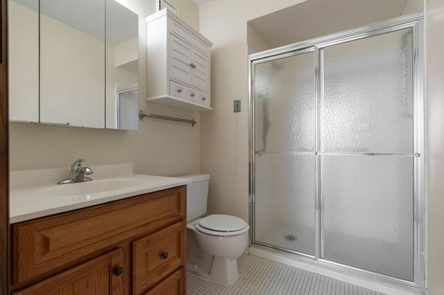 7600 Golden Valley Road 1004, Golden Valley, MN 55427