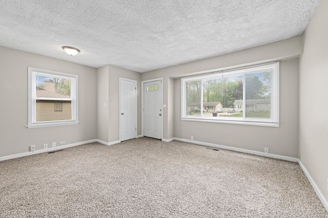 20480 Mada Avenue, Southfield City, MI 48075