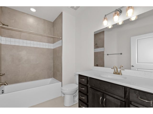 3425 Triano Creek Dr 201, Loveland, CO 80538