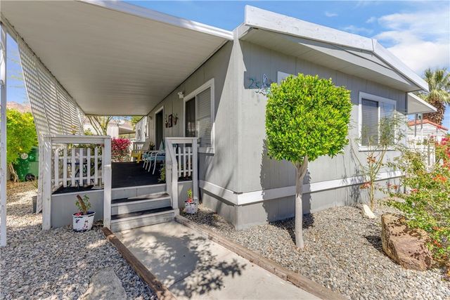 25 Diamond E 25, Palm Desert, CA 92260