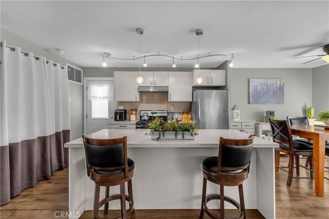 25 Diamond E 25, Palm Desert, CA 92260