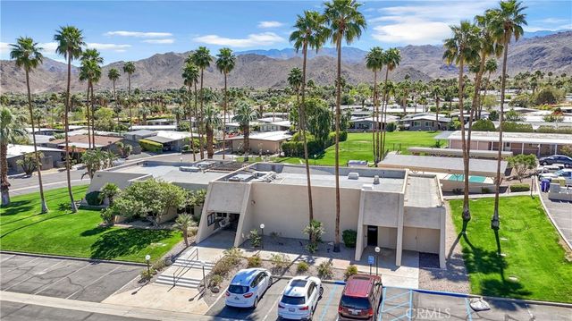 25 Diamond E 25, Palm Desert, CA 92260