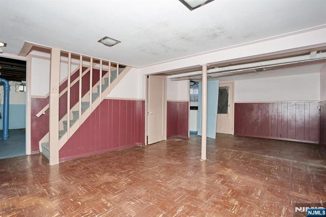 110 Canterbury Avenue, North Arlington, NJ 07031