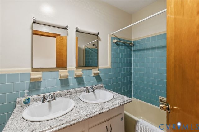 7423 Sandy Ln, Mechanicsville, VA 23111
