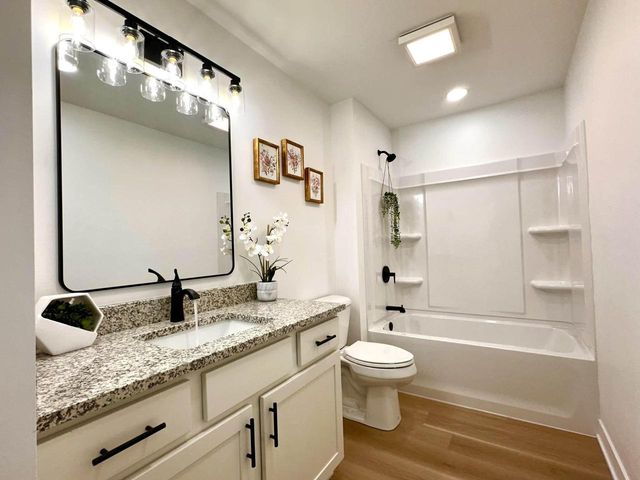 5131 106th STREET, Pleasant Prairie, WI 53158