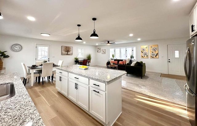 5131 106th STREET, Pleasant Prairie, WI 53158