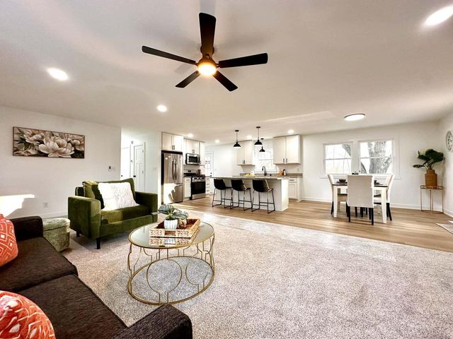 5131 106th STREET, Pleasant Prairie, WI 53158