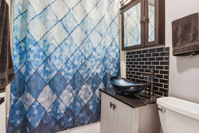 4552 W 89th Street, Hometown, IL 60456