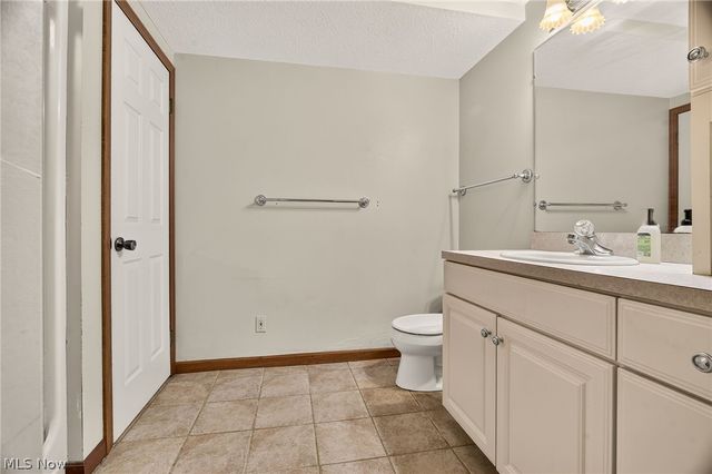 1992 Rheam Road, Clinton, OH 44216