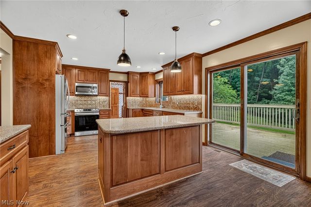 1992 Rheam Road, Clinton, OH 44216