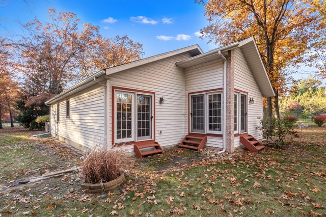 5481 1093 N, Demotte, IN 46310