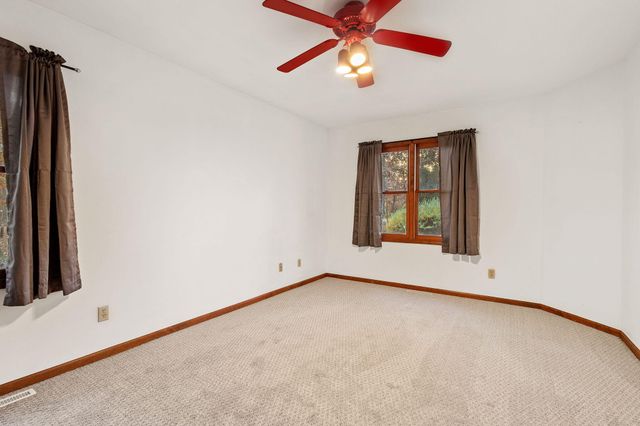 5481 1093 N, Demotte, IN 46310