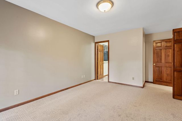 5481 1093 N, Demotte, IN 46310