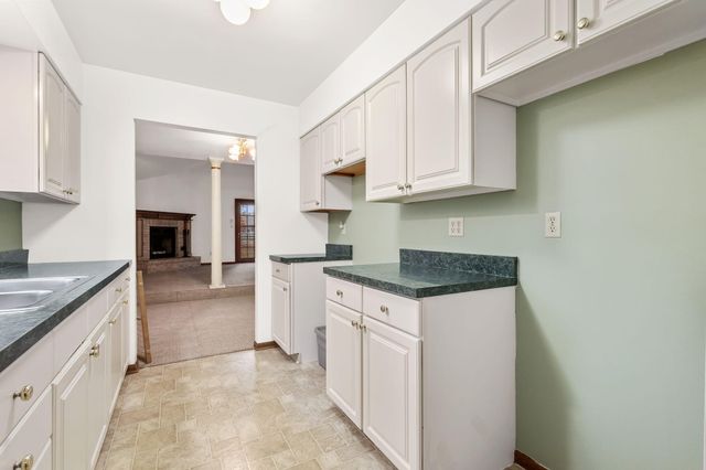 5481 1093 N, Demotte, IN 46310