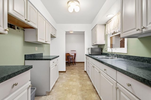 5481 1093 N, Demotte, IN 46310