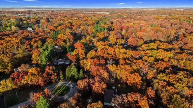 5481 1093 N, Demotte, IN 46310