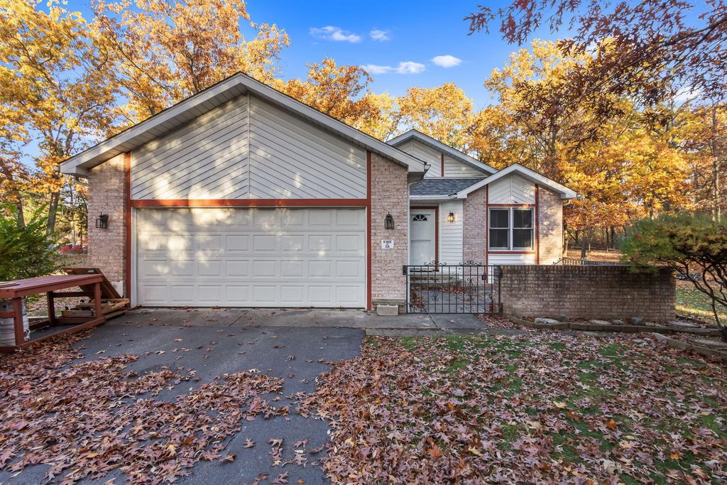 5481 1093 N, Demotte, IN 46310