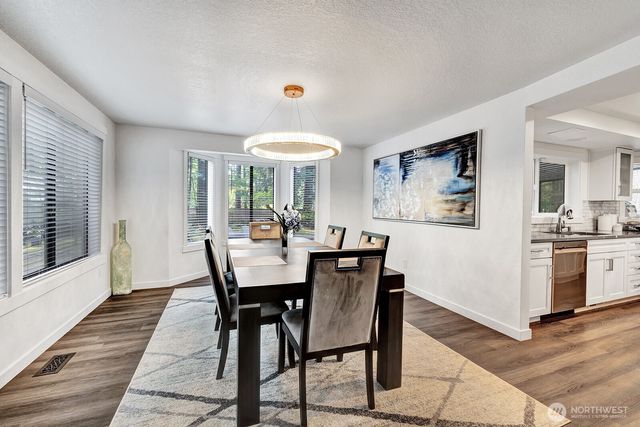 22429 SE 329th Avenue, Black Diamond, WA 98010