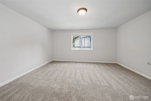 5823 5825 186th Avenue Ct E, Lake Tapps, WA 98391